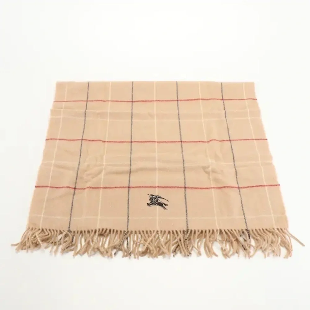 Burberry shawl/wrap - Picture 5 of 5